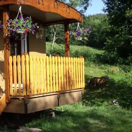 Roulotte Cosy Avec Kitchenette, Ruisseau Apaisant Et Espace Bien-etre, Nuit Insolite A - Fr-1-589-444 *