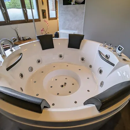 Roulotte Cosy Avec Kitchenette, Ruisseau Apaisant Et Espace Bien-etre, Nuit Insolite A - Fr-1-589-444 컨트리하우스 *
